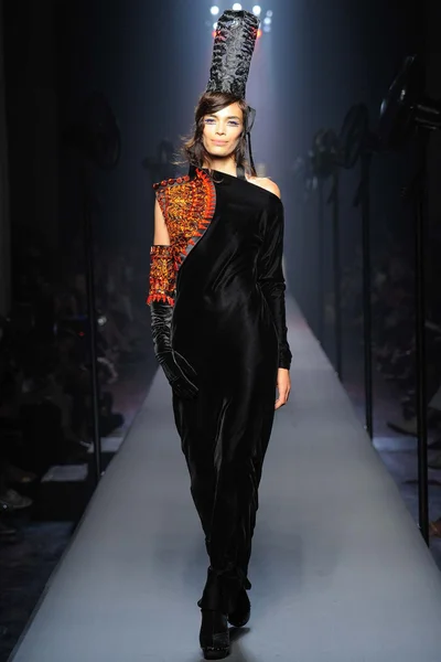 Look 53
